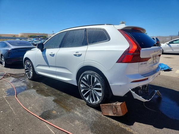 2026 VOLVO XC60 Ultra Dark — DSRA