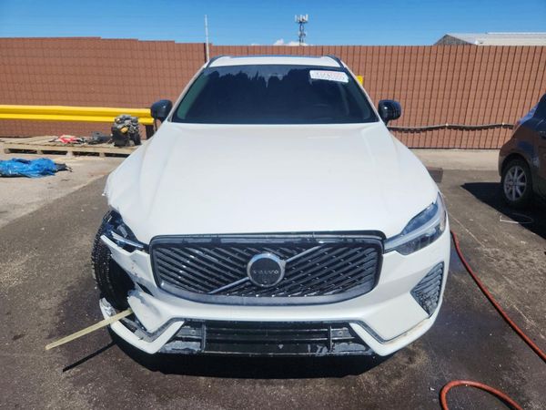 2026 VOLVO XC60 Ultra Dark — DIRF