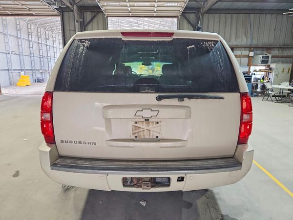 2013 CHEVROLET SUBURBAN LTZ