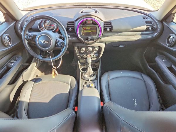2017 MINI COOPER