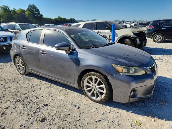 2013 LEXUS CT 200h
