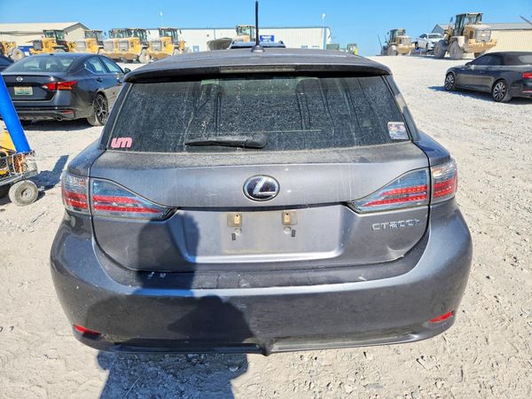 2013 LEXUS CT 200h