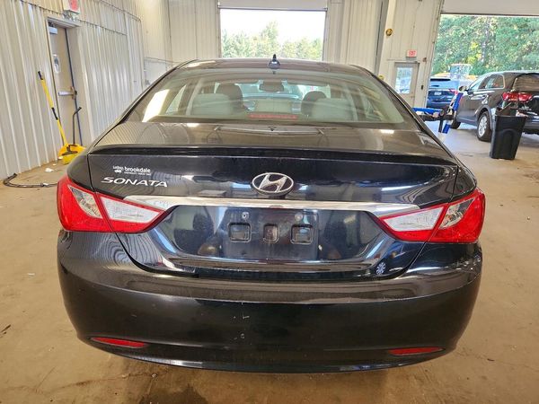 2013 HYUNDAI SONATA GLS/ GLS Popular