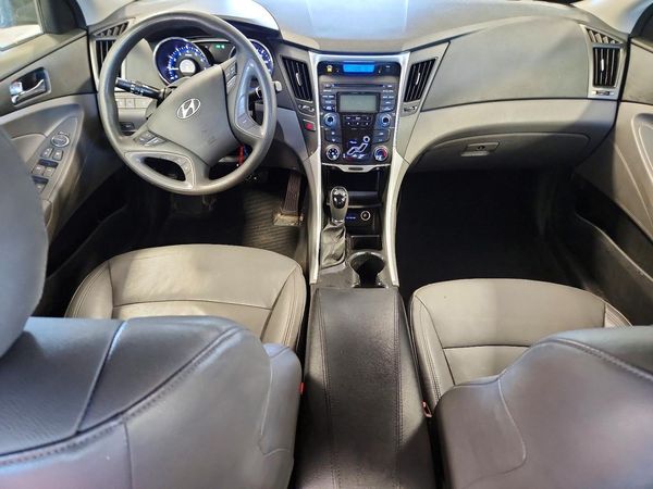 2013 HYUNDAI SONATA GLS/ GLS Popular