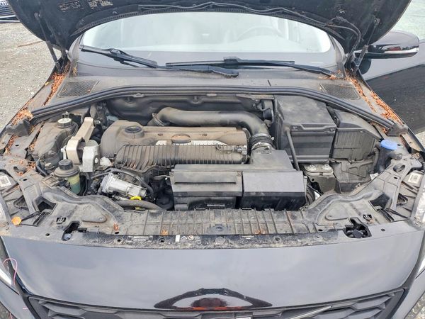 2016 VOLVO V60 CROSS COUNTRY SV33 Premier