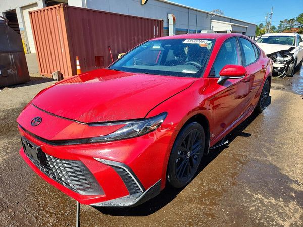 2025 TOYOTA CAMRY — DSFA — Front 3/4