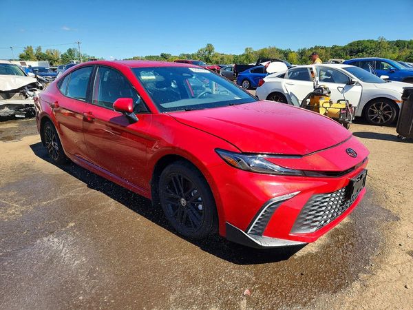 2025 TOYOTA CAMRY — Passenger 3/4