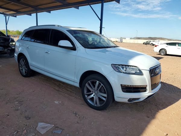 2013 AUDI Q7 Premium Plus