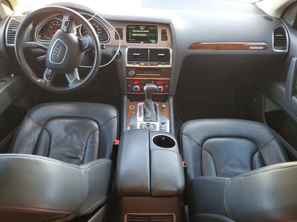 2013 AUDI Q7 Premium Plus