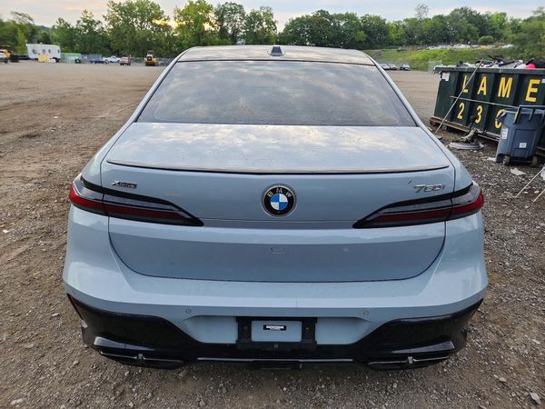 2023 BMW 760