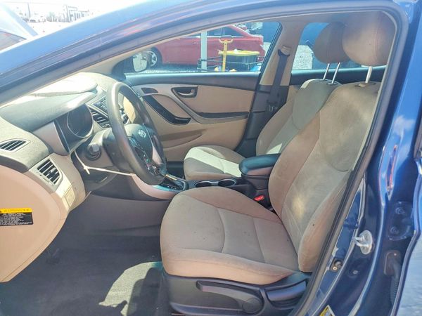 2015 HYUNDAI ELANTRA GLS(Middle)