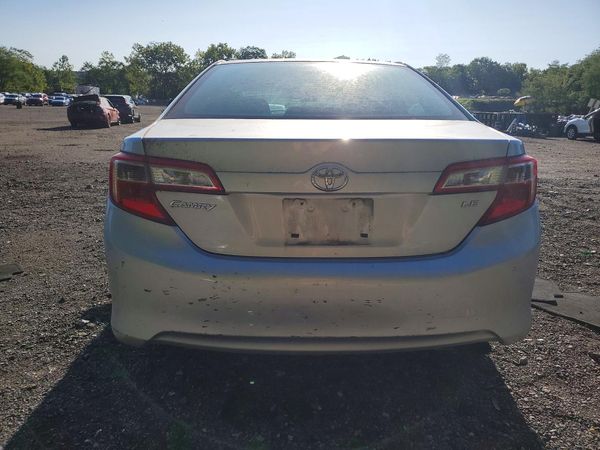2013 TOYOTA CAMRY