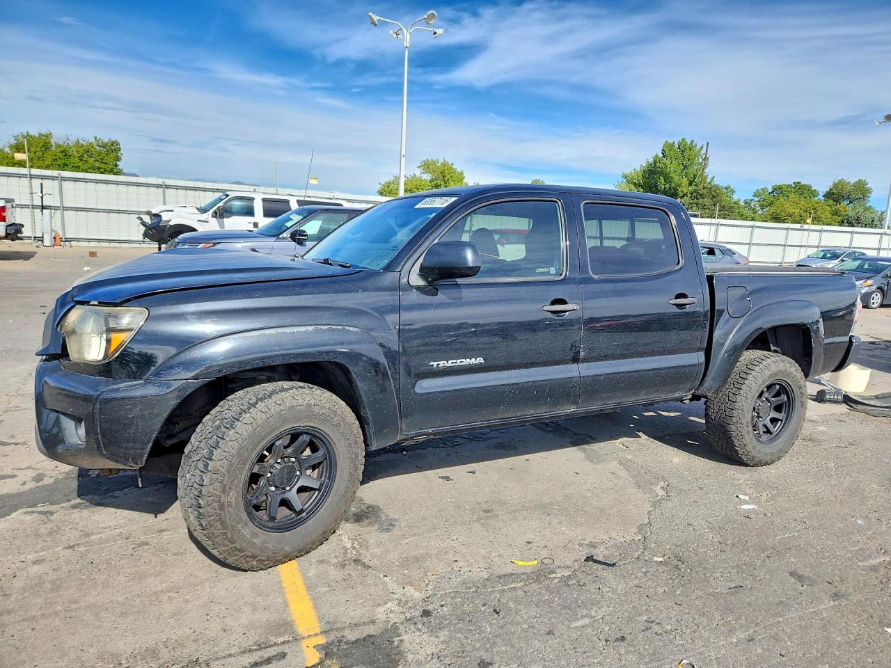 2012 TOYOTA TACOMA — Front 3/4