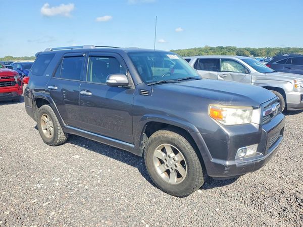 2012 TOYOTA 4RUNNER — Passenger 3/4