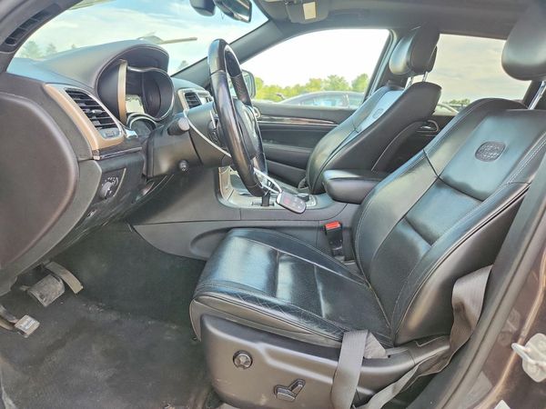 2015 JEEP CHEROKEE Overland — DENT
