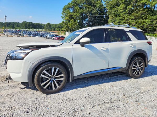 2024 NISSAN PATHFINDER PLATINUM — Front 3/4