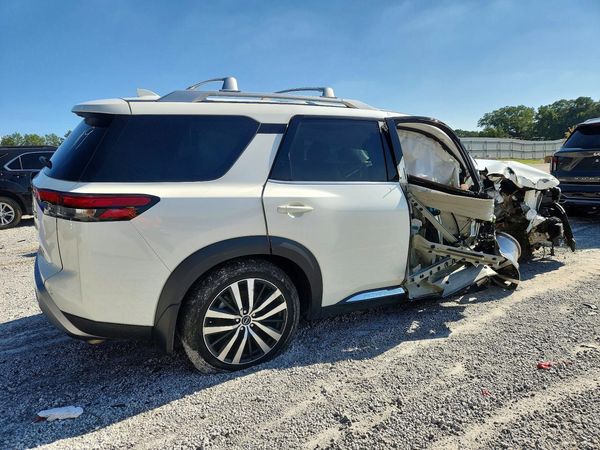 2024 NISSAN PATHFINDER PLATINUM — PSRA