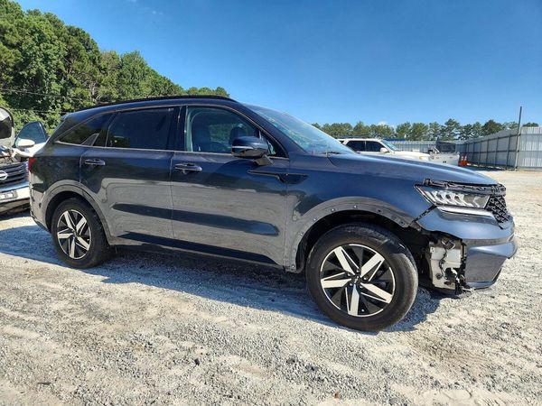 2022 KIA SORENTO S