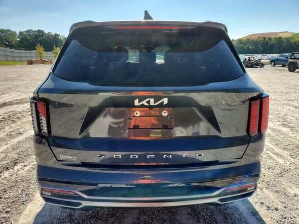2022 KIA SORENTO S