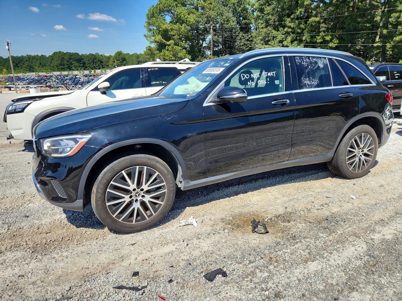 2020 MERCEDES-BENZ GLC-CLASS GLC 350 e-4M — Front 3/4