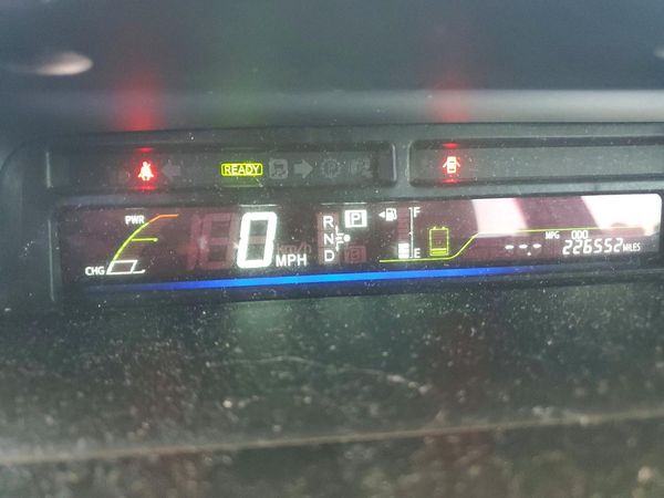 2014 TOYOTA PRIUS V TW — ODOM