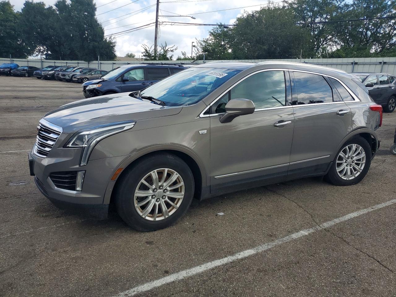 2017 CADILLAC XT5