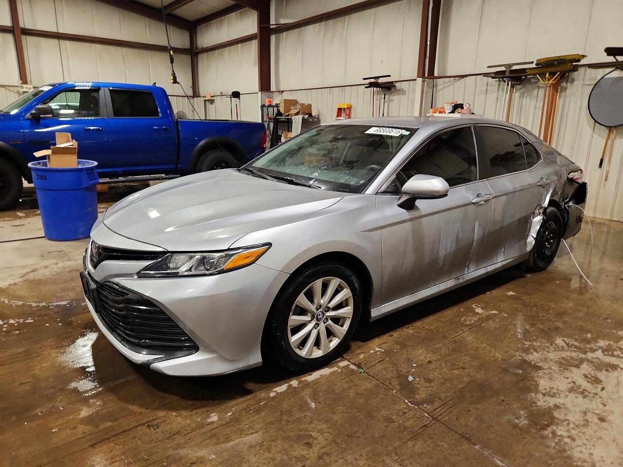 2019 TOYOTA CAMRY — Front 3/4