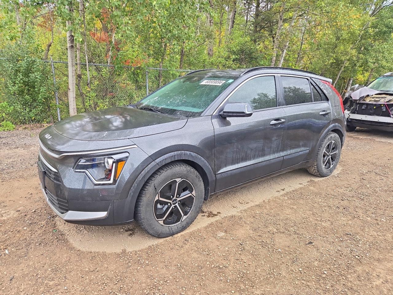 2023 KIA NIRO EX