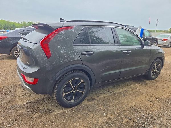 2023 KIA NIRO EX