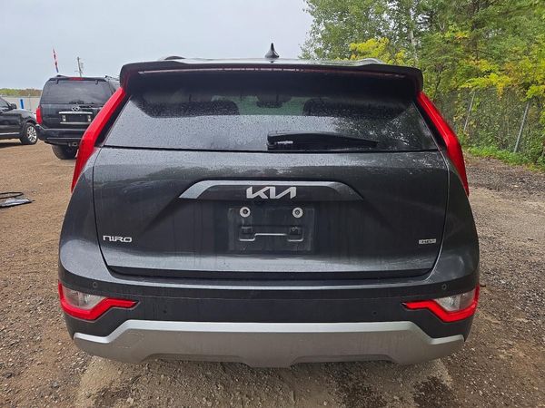 2023 KIA NIRO EX