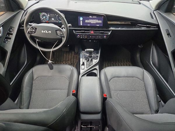 2023 KIA NIRO EX