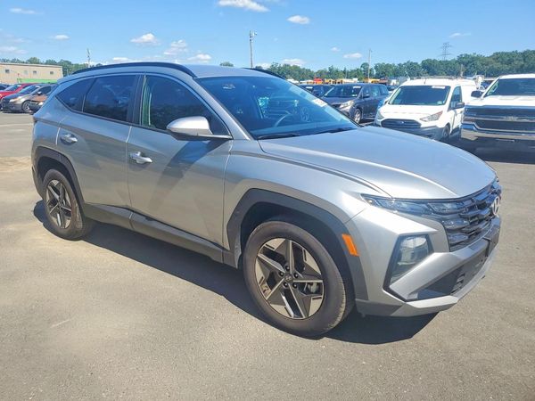 2026 HYUNDAI TUCSON SEL, SEL Plus — Passenger 3/4