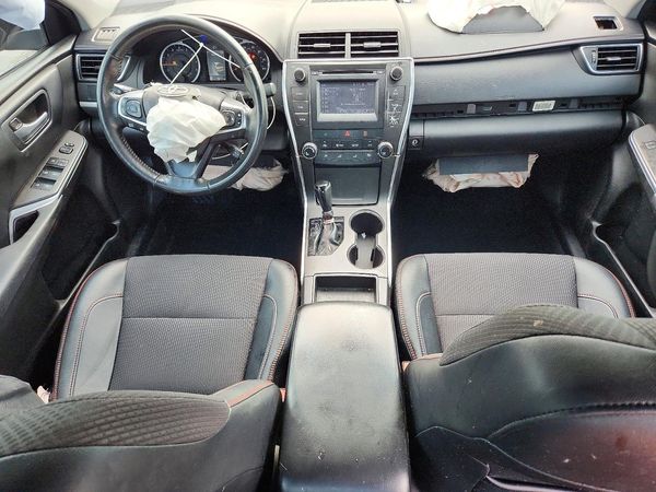2016 TOYOTA CAMRY