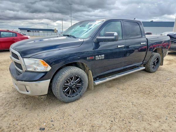 2018 RAM 1500 SLT