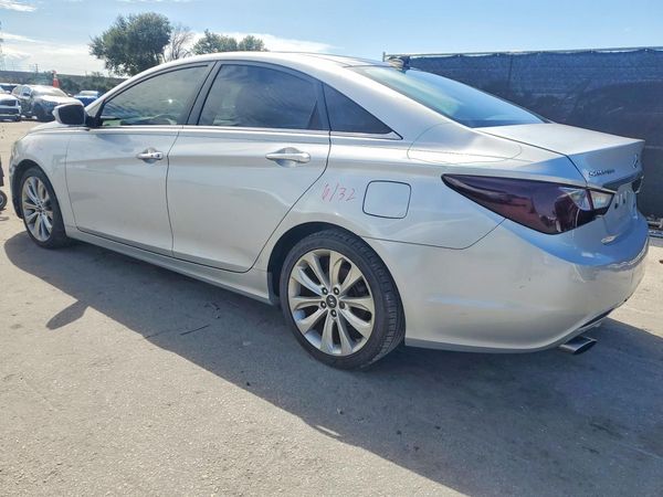 2013 HYUNDAI SONATA