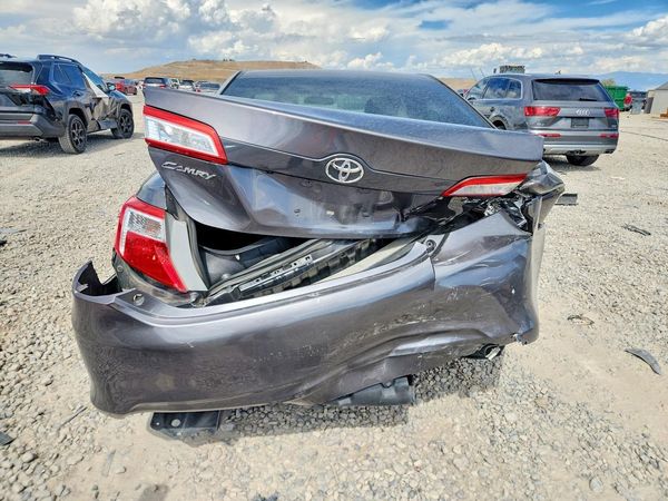 2014 TOYOTA CAMRY — DIRR