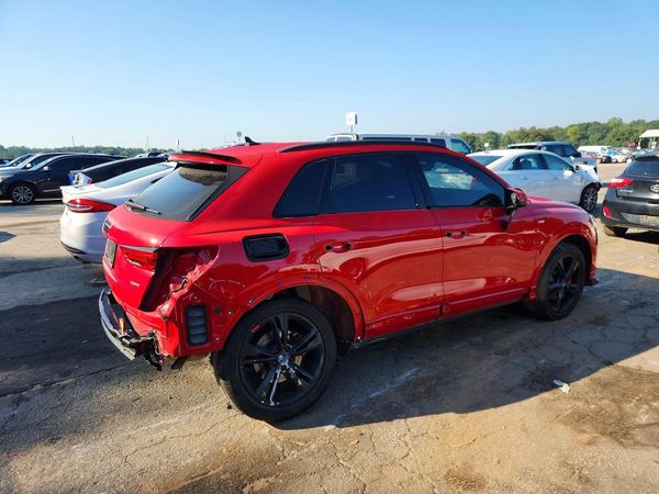 2024 AUDI Q3 — PSRA