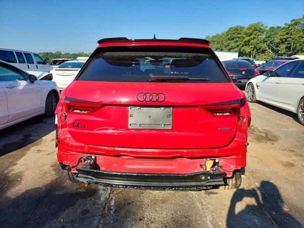 2024 AUDI Q3 — DIRR