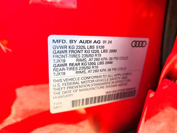 2024 AUDI Q3 — VINS