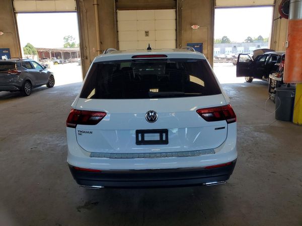 2021 VOLKSWAGEN TIGUAN