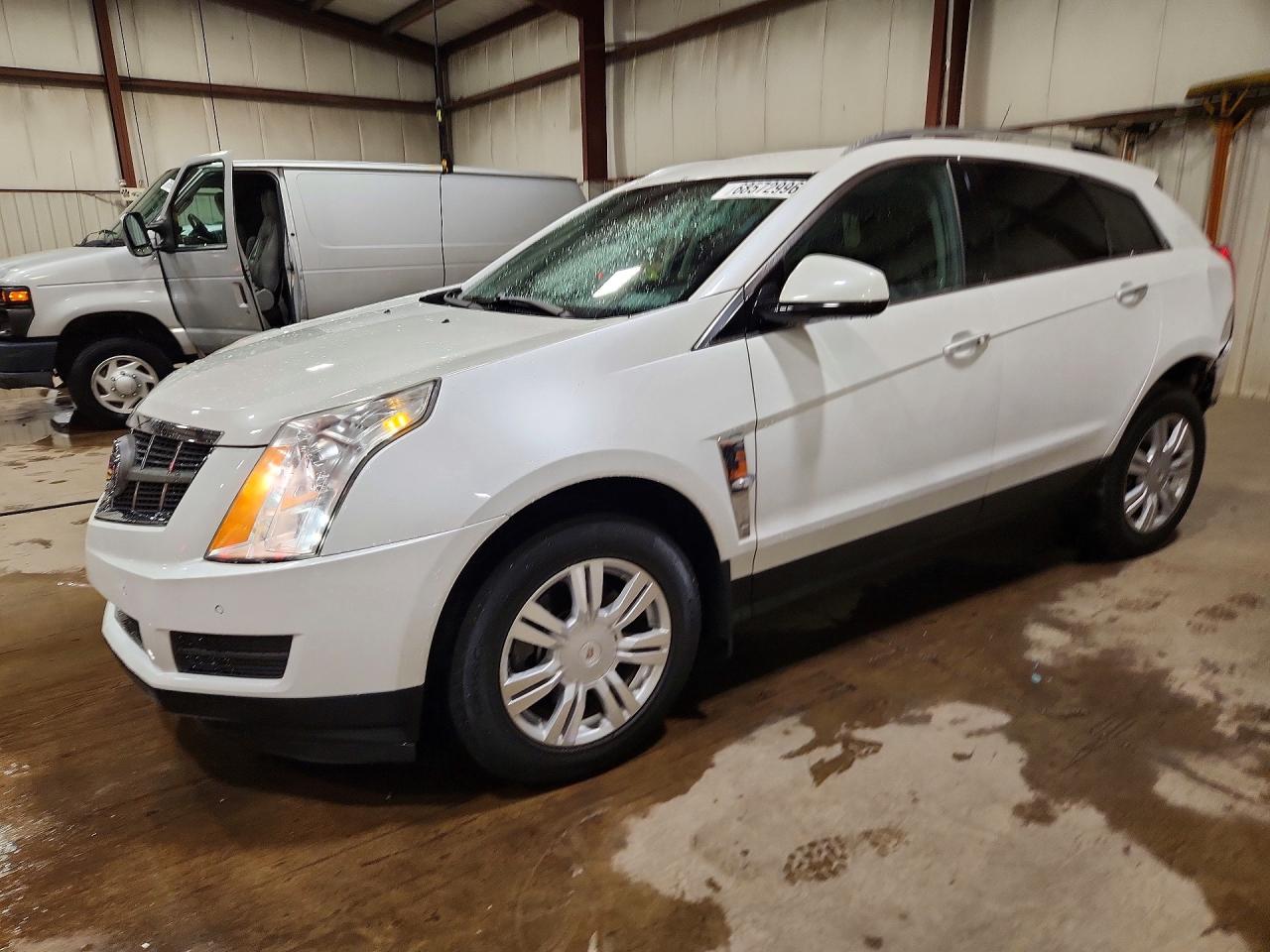 2012 CADILLAC SRX Luxury