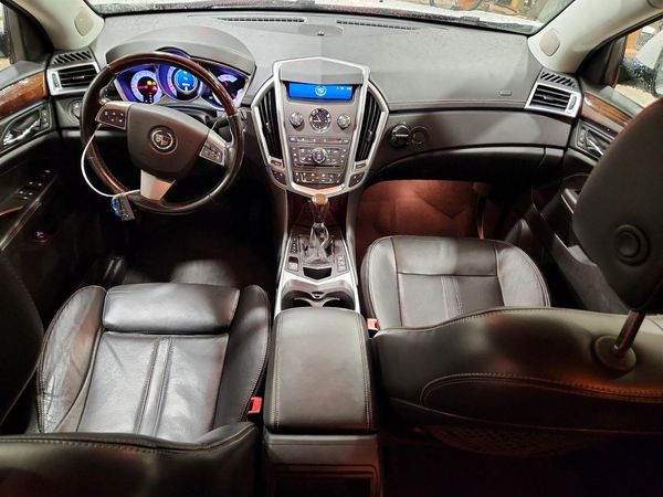 2012 CADILLAC SRX Luxury