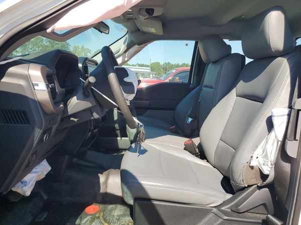 2025 FORD F150 XL