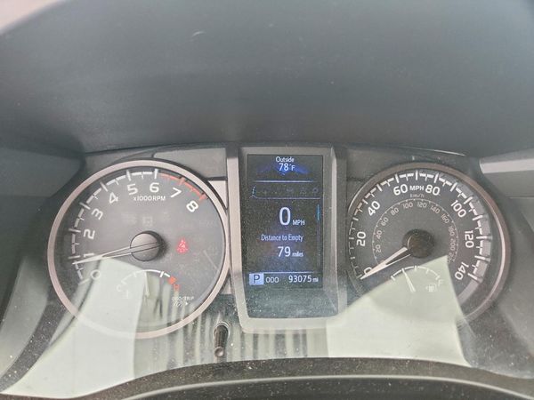2016 TOYOTA TACOMA