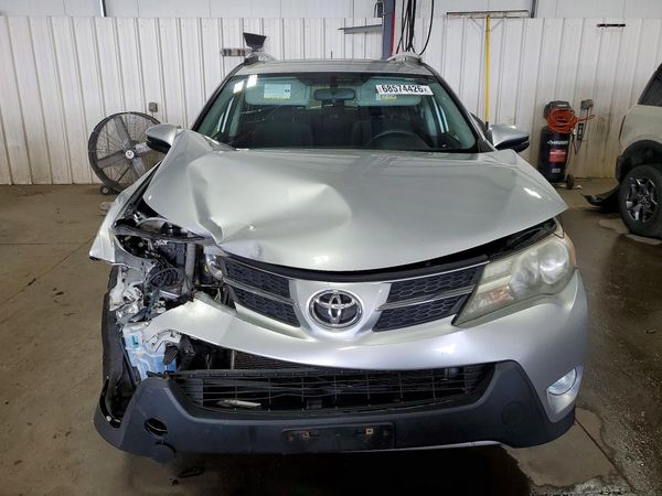 2015 TOYOTA RAV4 XLE (M Grade)