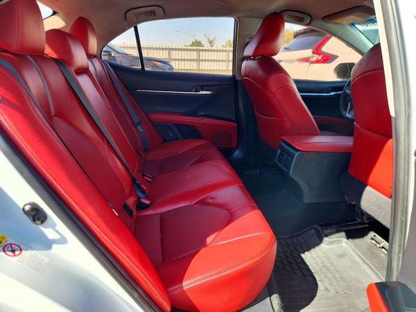 2018 TOYOTA CAMRY XSE