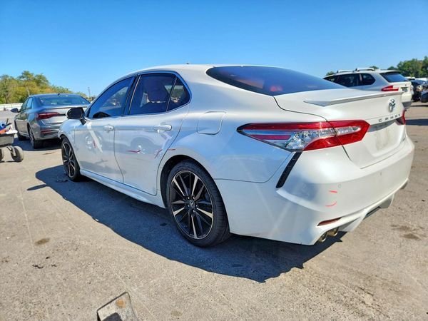 2018 TOYOTA CAMRY XSE