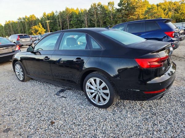 2017 AUDI A4 quattro Premium