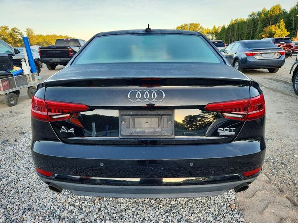 2017 AUDI A4 quattro Premium