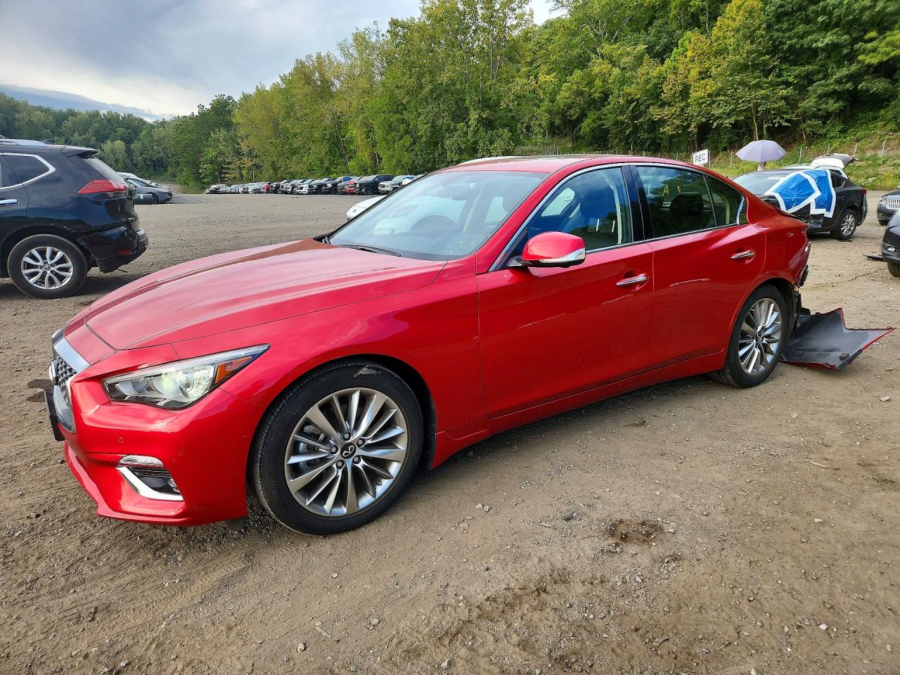 INFINITI Q50